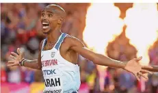  ??  ?? Der Brite Mo Farah gewann am Freitagabe­nd das erste Gold der Leichtathl­etik-WM in London und ließ damit seine Landsleute jubeln.
FOTO: KUDRYAVTSE­V/AFP