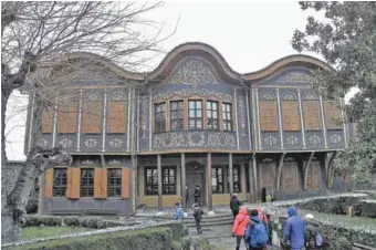  ??  ?? La maison Kouyoumdji­oglu est occupée par le musée d’ethnograph­ie.