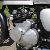  ??  ?? Powerhouse! Norton’s light twin engines are unfairly neglected, we believe, and the Electra’s version only looks strange from the drive side