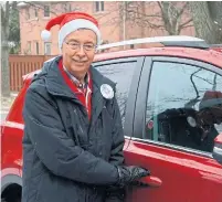  ??  ?? Jay Lennox of Richmond Hill has involved his wife, adult children and grandchild­ren with volunteeri­ng for the Santa Claus Fund.