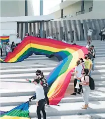  ?? CORTESÍA @ANDREATAMA­YOCS ?? Activista LGBT+ lograron la sentencia de la Corte