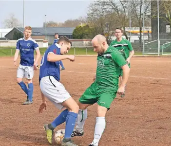  ?? RP-FOTO: STADE ?? Szene aus dem Spiel zwischen Concordia Goch und Auwelt-Holt am vergangene­n Sonntag.