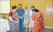  ??  ?? Dr Kavita Sharma (right), watched by other participan­ts lights the lamp at the National Consultati­ons on University and College Counsellin­g Services in India, held recently in New Delhi.