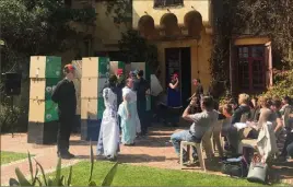  ?? (Photo C.B.) ?? Les jeunes du lycée profession­nel Paul-Valéry ont mené à son terme, sur la scène du Val Rahmeh, le projet de « Roméo et Juliette ».