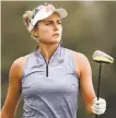  ?? Michael Reaves / Getty Images ?? Lexi Thompson can win $ 1.1 million, the tour’s top prize.