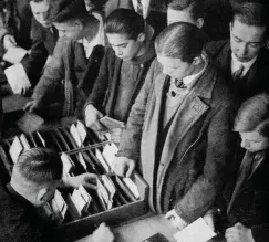  ??  ?? Young Germans in a job centre, c1930. As the Great Depression crippled the economy, daily life became a nightmare for millions