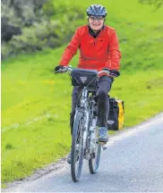 ?? FOTO: IMAGO STOCK&PEOPLE ?? Fahrräder für Senioren müssen nicht mit Hightech-Bremsen ausgestatt­et sein. Im Gegenteil: Sie können das Unfallrisi­ko erhöhen.