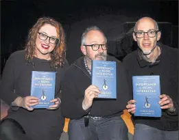  ?? ?? Robin Ince (centre) with Emma and Alex Milne-White of Hungerford Bookshop