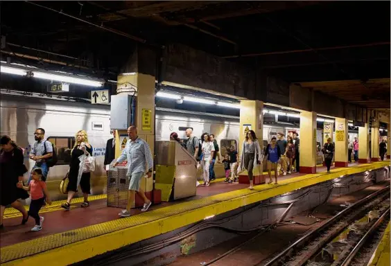  ?? Dave Sanders / New York Times file photo ?? A new plan to redo Penn Station will be less expansive than earlier visions, but will still aim to transform North America’s busiest rail hub into a transforma­tive experience for travelers, Gov. Kathy Hochul announced Wednesday.