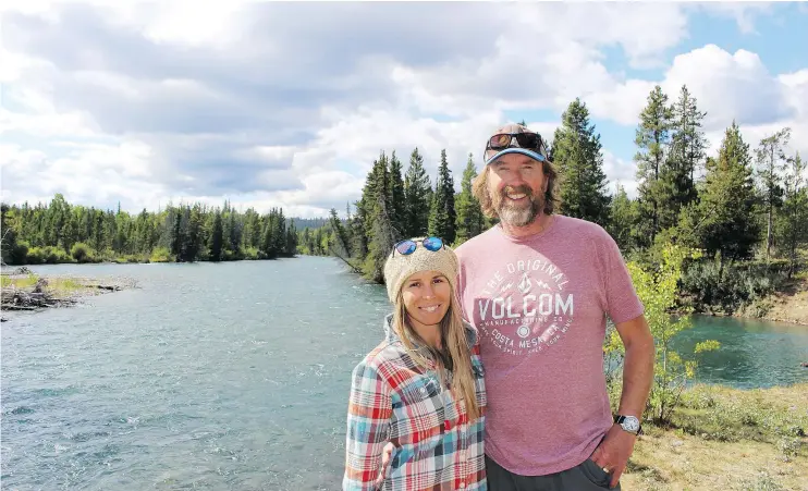  ?? LARRY PYNN FILES ?? Ashley Scanlan and Brian McCutcheon of Bear Camp are operators affected by the Supreme Court giving Aboriginal title to former Crown lands surroundin­g them.