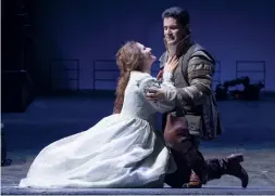  ?? ALBERTO CALCINAI ?? regia di gianni amelio | «Lucia di Lammermoor» al San Carlo di Napoli