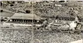  ?? ?? The massive crowd at the funeral of Dudley Senanayake