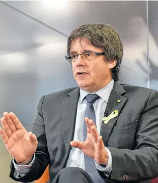  ?? REUTERS ?? Sabe Carles Puigdemont que está entre volver a ser presidente catalán y ser detenido.