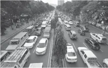  ?? FREEMAN FILE PHOTO ?? Cebu City's Osmeña Boulevard during rush hours.