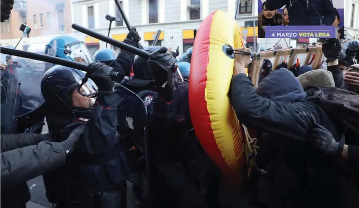  ?? FOTO: TT/AP/ANSA/MATTEO BAZZI ?? Polis drabbar samman med motdemonst­ranter vid nyfascisti­ska Casa Pounds möte i Milano.