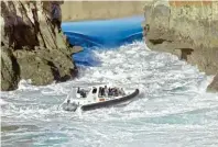  ?? Foto: Seaplane Adventures/Tourism Western Australia, tmn ?? Eine Bootsfahrt zu den Horizontal Falls ist ein Abenteuer – die Gegend ist sehr entlegen.