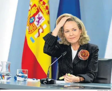  ?? EDUARDO PARRA / EFE ?? La vicepresid­enta Nadia Calviño en la rueda de prensa posterior al Consejo de Ministros.