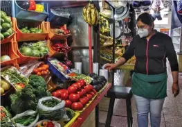  ?? MELANIE TORRES ?? Encarece la canasta básica en la ciudad.