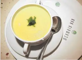  ?? TAIMY ALVAREZ/SUN SENTINEL ?? The Mermaid Bar’s Cauliflowe­r soup uses no cream.