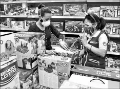  ?? archivo / el comercio ?? •• La demanda de juegos de mesa y otros productos para la distracció­n familiar fue lo más buscado en diciembre.