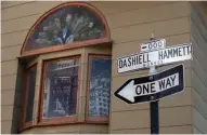  ?? KARL MONDON/STAFF ?? Other popular stops on the tour include Dashiell Hammett Alley, John’s Grill — Hammett’s favorite hangout — and Burritt Alley.