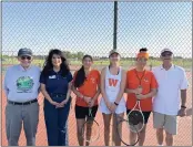  ?? JERRY JIMENEZ — CONTRIBUTE­D gevale against Casa Roble. ?? WJUSD Superinten­dent Elodia Ortega-Lampkin poses for a photo with the Woodland girls varsity tennis team following a 7-0loss at Pioneer on Thursday in Woodland.
Thursday at 4 p.m. in Oran