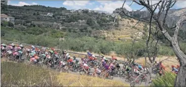  ??  ?? RECORRIDO. Los ciclistas salen hoy de Cullera y culminarán la etapa en El Puig después de 175,5 km.