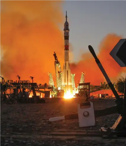  ?? The Associated Press ?? The Soyuz-2.1a rocket booster with Soyuz MS-22 space ship carrying a new crew to the Internatio­nal Space Station, ISS, blasts off at the Russian leased Baikonur cosmodrome, Kazakhstan, on Wednesday. The Russian rocket carries NASA astronaut Frank Rubio, Roscosmos cosmonauts Sergey Prokopyev and Dmitri Petelin.