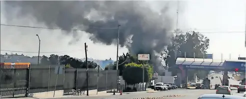  ?? Crescencio Torres ?? Ya son 350 incendios de pastizales que se han atendido por parte de bomberos voluntario­s de Guanajuato.