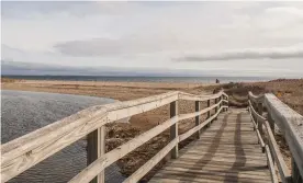  ??  ?? RIGHT FROM TOP: A boardwalk at Chatham, Cape Cod; one of Nantucket’s cobbled streets