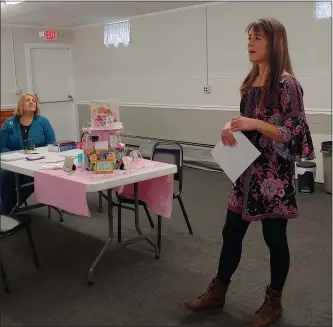  ?? BETSY SCOTT — THE NEWS-HERALD ?? Sadie Lane shares her story at Northeast Community Church of the Nazarene in Burton Township Feb. 27, the anniversar­y of the shooting at Chardon High School.