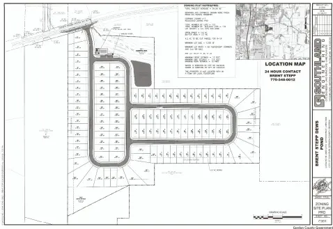  ?? Gordon County Government ?? This zoning site plan shows some details of a planned residentia­l developmen­t off Dews Pond Road, annexed into the city back in March.