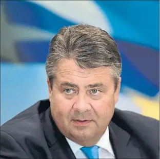  ?? LOUISA GOULIAMAKI / AFP ?? Sigmar Gabriel, vicecancel­ler alemany