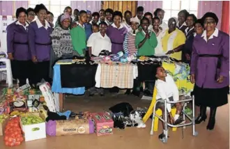  ?? Picture: ZINTLE BOBELO ?? THANK YOU: Khayalethe­mba Special Care Centre received a donation from the St Andrew’s Parish Mothers’ Union