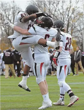  ?? STAFF PHOTO BY NANCY LANE ?? ONE FOR THE AGES: One last battle with your teammates in front of family and friends will be something you’ll remember forever.