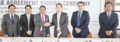  ??  ?? CPG-MITSUBISHI HOUSING JOINT VENTURE – Century Properties Group, Inc. has spun off its affordable housing brand into a joint venture with Mitsubishi Corporatio­n that will develop projects worth R57 billion in the next five years. At the signing of the...