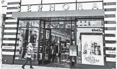  ?? BOB BERG/GETTY 2015 ?? Sephora, which has this storefront along the Santa Monica, California, promenade, plans to bring in more black-owned merchandis­e.