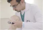  ??  ?? دمى محاكاة لتدريب الطالب واألطباء على مهارات عدة.