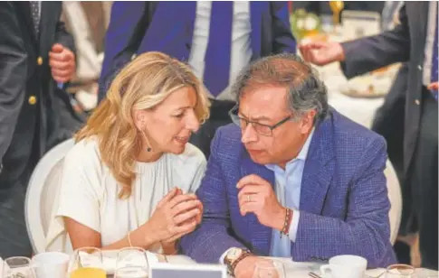  ?? ?? Yolanda Díaz, con el presidente colombiano, el izquierdis­ta Gustavo Petro, ayer en Madrid // EFE