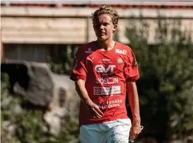  ?? BILD: MICHAEL ERICHSEN ?? Ludvig Holgersson, i IKK-tröjan 2022, då han korades till Årets spelare av KP.
