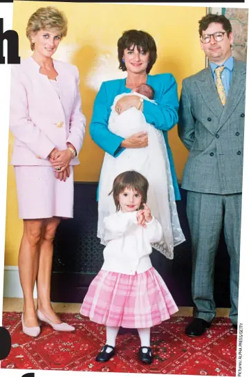  ??  ?? Close: Diana at the christenin­g of Rosa and Dominic’s daughter Domenica in 1995 with their other daughter, Savannah