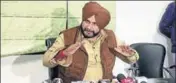  ?? HT PHOTO ?? Punjab local bodies minister Navjot Singh Sidhu addressing the media after meeting the CM in Chandigarh on Wednesday.