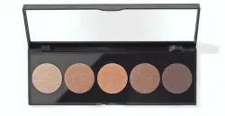  ?? BOBBI BROWN ?? The Bobbi Brown Real Nudes Collection Eyeshadow Palette offers a collection of nude eyeshadows for all skin tones.