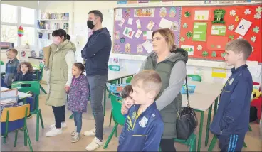  ?? (Pic: John Ahern) ?? There was lots of interest in the Castletown­roche National School open night.