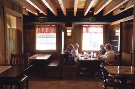  ?? H John Voorhees III / Hearst Connecticu­t Media ?? Mary Mordarski, right, of Wingdale, N.Y, enjoys her birthday lunch with her sisters Gail Alibozak, of Windsor, and Sharon Bahre, of Simsbury, and her brother-in-law David Bahre, at The Cookhouse Restaurant in New Milford on Thursday.