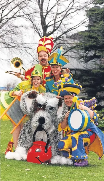 spotlight-on-the-singing-kettle-pressreader