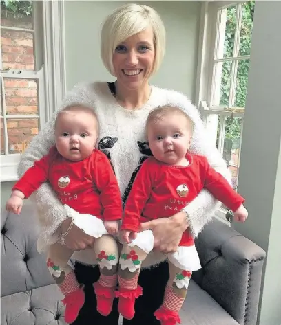  ??  ?? ●●Ashleigh with twins Isabella and Heidi