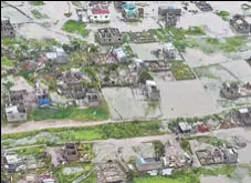  ?? AP ?? The Red Cross says as much as 90% of Mozambique's central port city of Beira has been damaged or destroyed by Cyclone Idai.