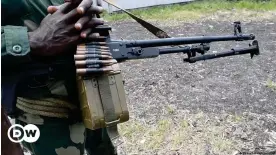  ?? ?? Des jeunes s'engagent dans l'armée congolaise pour lutter contre le M23. D'autres rejoignent des milices.