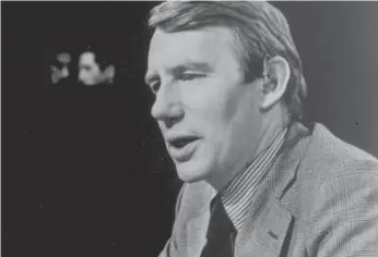  ?? AP FILES ?? Robert MacNeil, pictured in 1978, created the even-handed PBS newscast “The MacNeil-Lehrer NewsHour” in the 1970s and co-anchored the show with his late colleague, Jim Lehrer, for two decades.